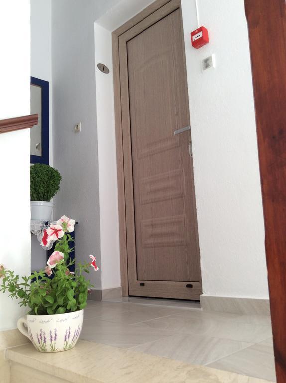 Studios Nopi-Zoi สเกียธอสทาวน์ ภายนอก รูปภาพ