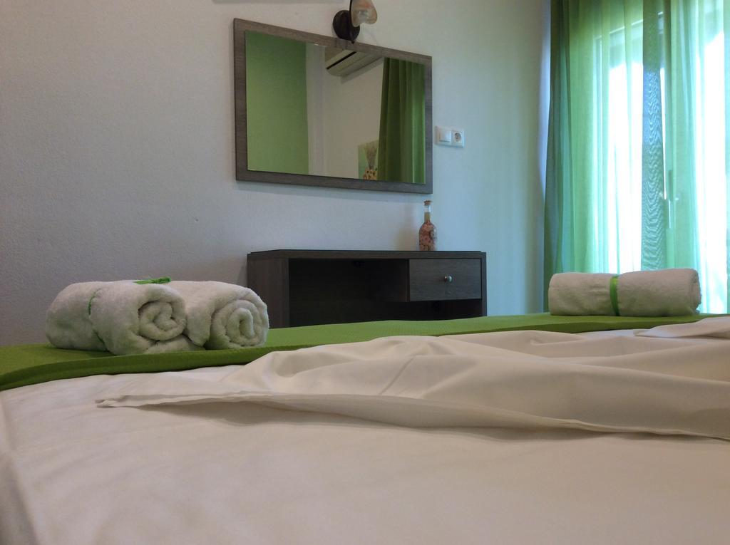 Studios Nopi-Zoi สเกียธอสทาวน์ ภายนอก รูปภาพ