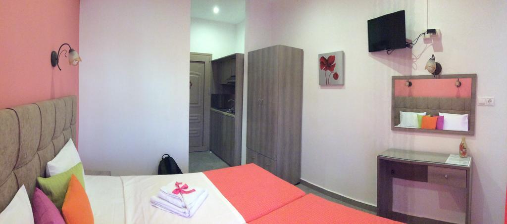 Studios Nopi-Zoi สเกียธอสทาวน์ ภายนอก รูปภาพ